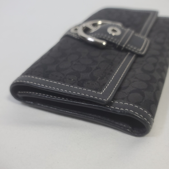 Coach Hampton Signature Black Buckle Wallet - Picture 4 of 14